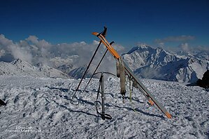 Elbrus-skitour-challange-01.JPG