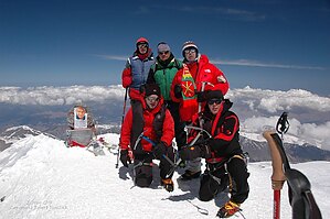 Elbrus-skitour-challange-02.JPG