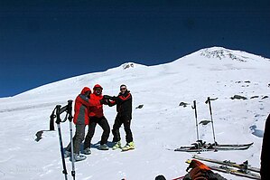 Elbrus-skitour-challange-05.JPG