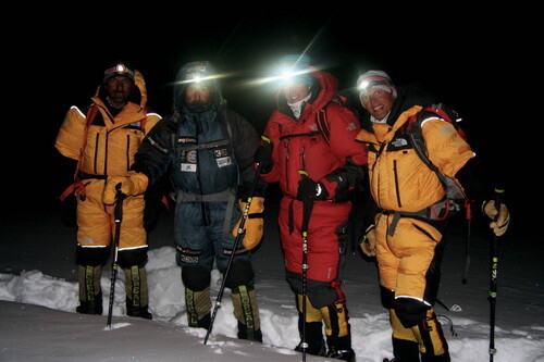 Sadpara, Txikon, Lunger i Moro przed atakiem szczytowym na Nanga Parbat - fot. fb Alex Txikon